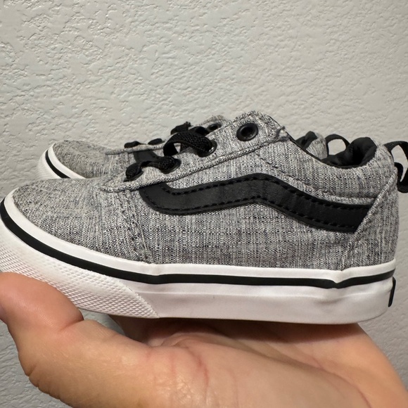 Lot of Toddler Tennis Shoes Sz 6 - Picture 9 of 16